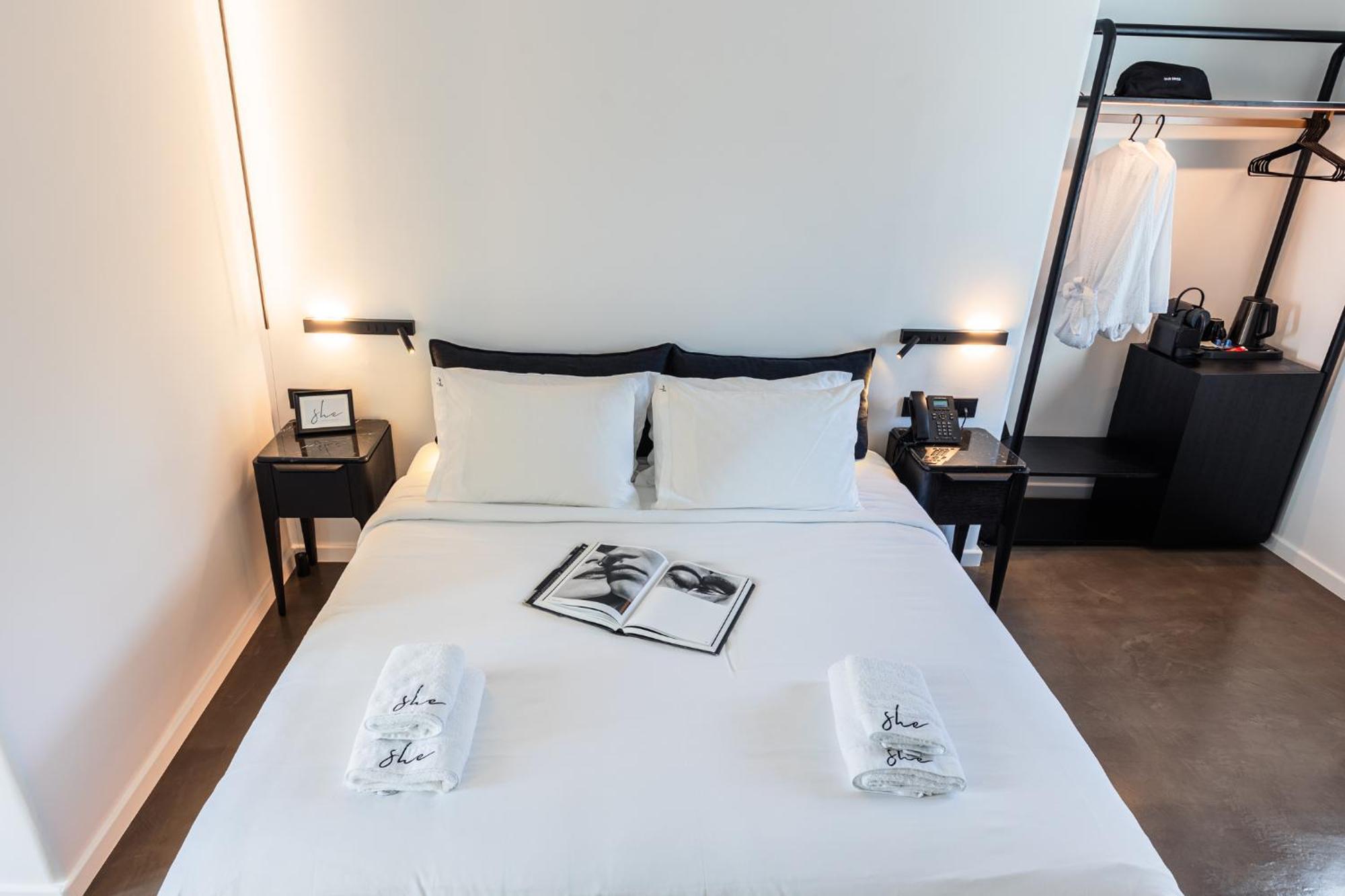 Aparthotel She Mykonos - The Residency à Mykonos Town Extérieur photo
